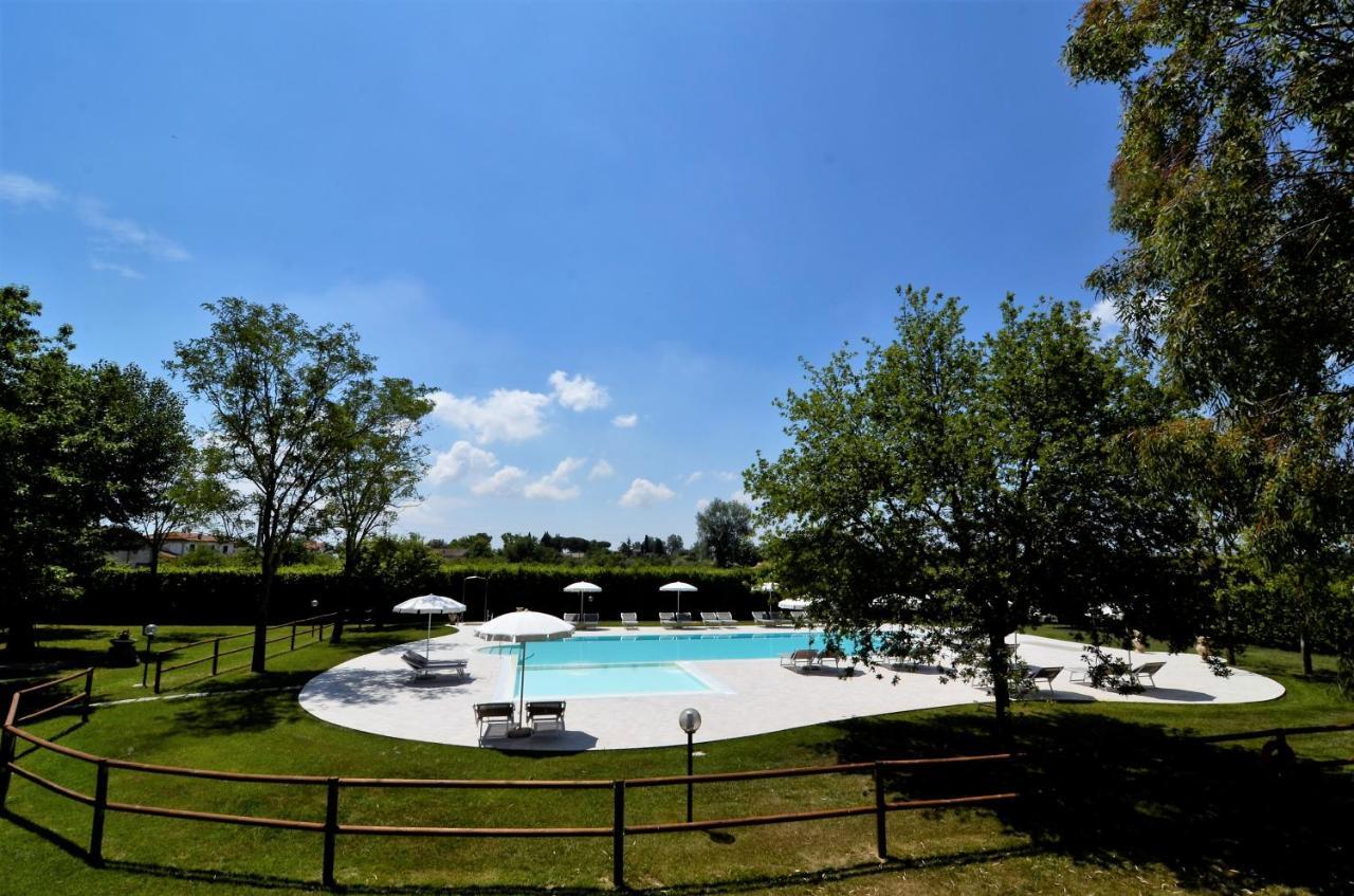 Agriturismo La Pisana Exterior foto
