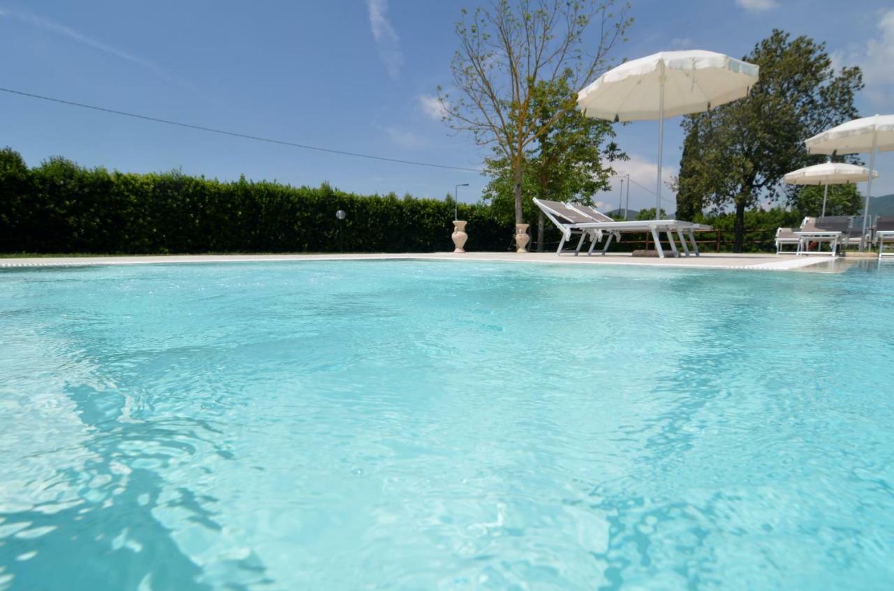 Agriturismo La Pisana Exterior foto